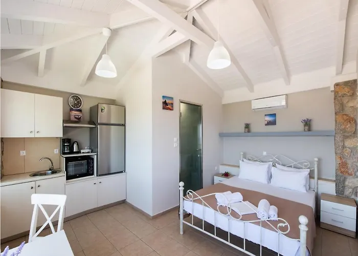 Silencio Lefkada City