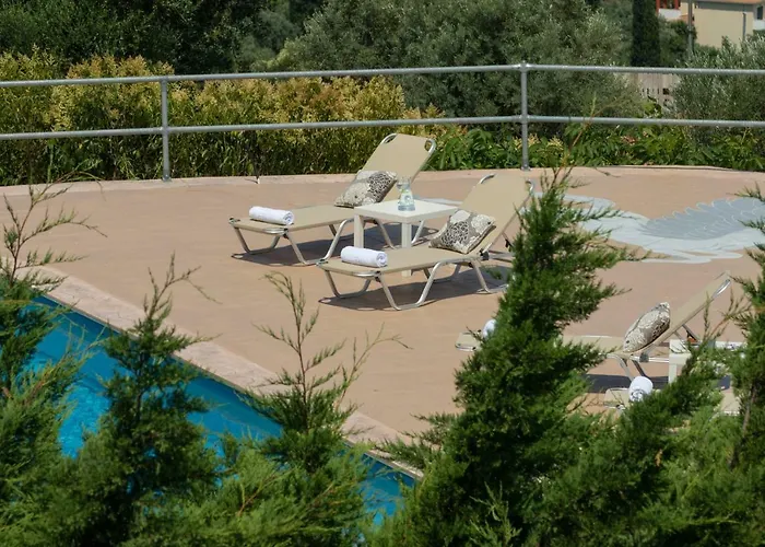 Silencio * Lefkada City