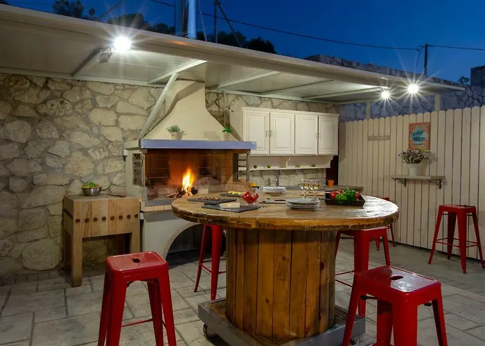 Silencio Villa Lefkada City