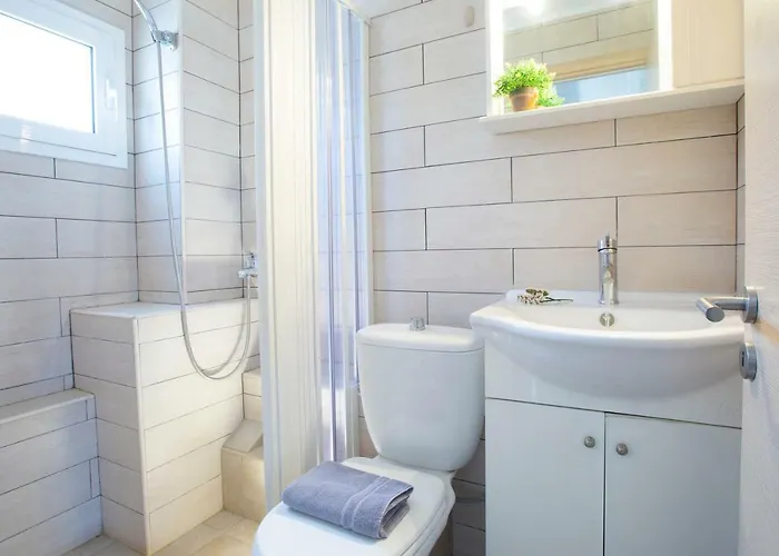 Silencio * Lefkada City